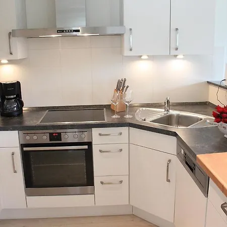 L2 - Lindenstraße 1 - Feriendomizil Hollich