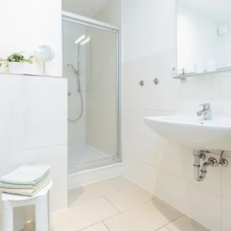 Apartment L2 - Lindenstraße 1 - Feriendomizil Hollich